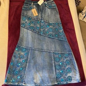 Long denim skirt with gorgeous design